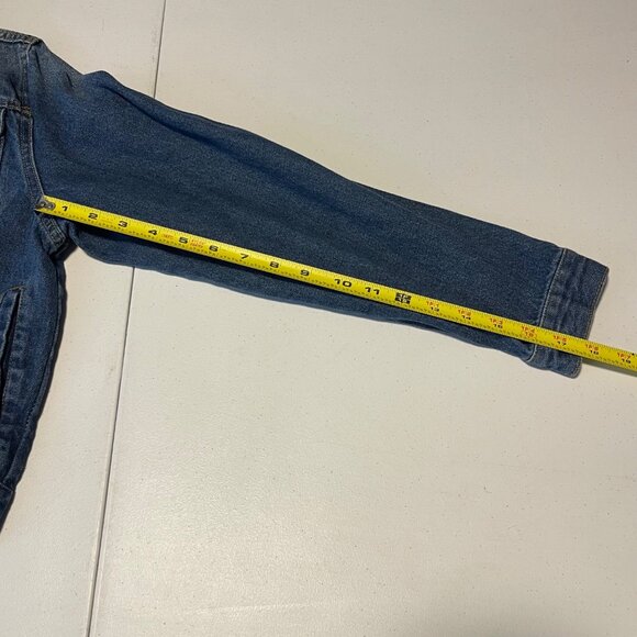 The Style Between Us Womens Medium Classic Blue Denim Jacket With Button Front - Picture 10 of 11